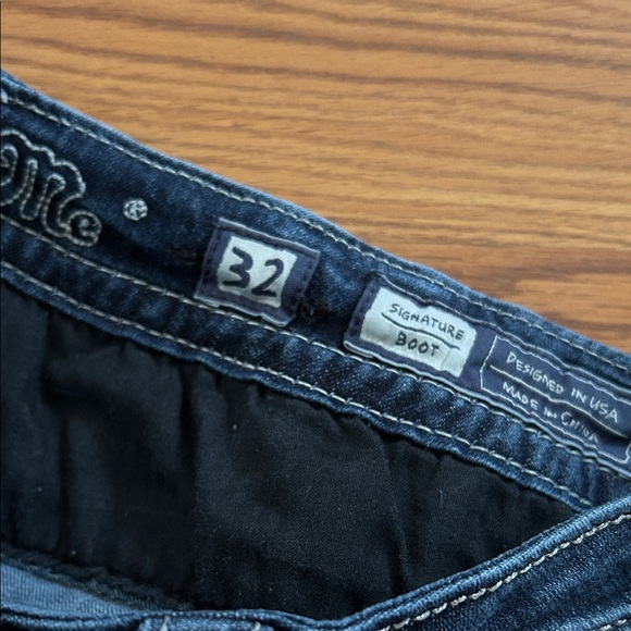 Miss Me Dark Blue Jeans with Sequin Chevron Design - Picture 4 of 6